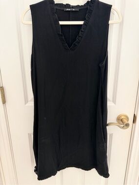 Sleeveless Black Ruffle V-Neck Dress